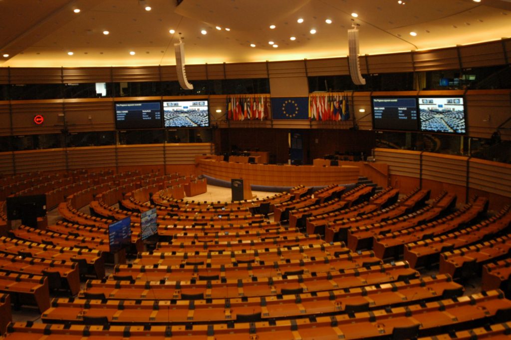 Sala obrad Parlamentu Europejskiego.